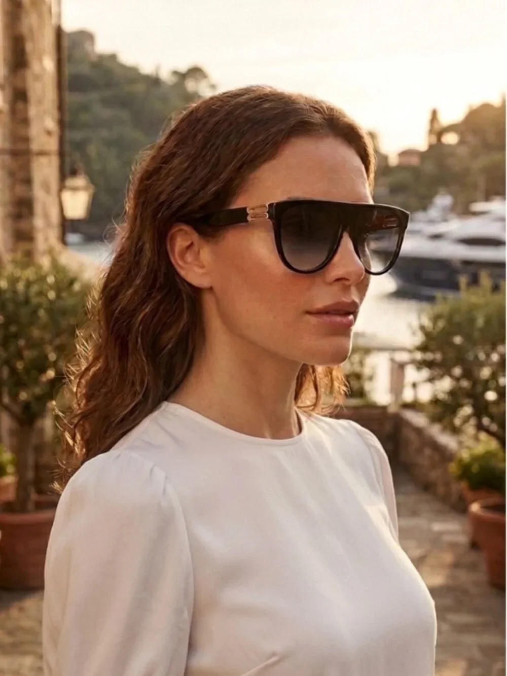 Victoria Beckham Flat Top Aviator Sunglasses| Black